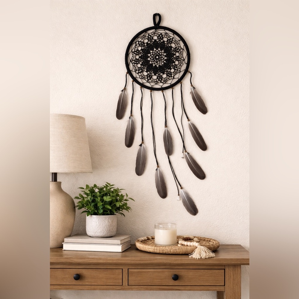 🖤 Handcrafted Black Dreamcatcher – Boho Wall Hanging w/ Feathers (UK Purchase)